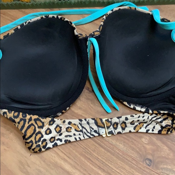 Bathing suite Top - Picture 3 of 3